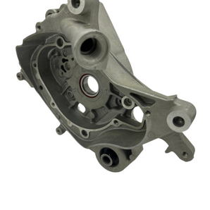 RIGHT CRANKCASE ASSY. (VEN)