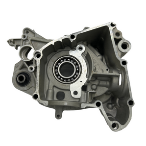 RIGHT CRANKCASE ASSY. (VEN)