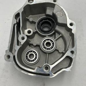 GEARBOX COVER, AXLE BEARING, & OIL SEAL ASSEMBLY (VEN)